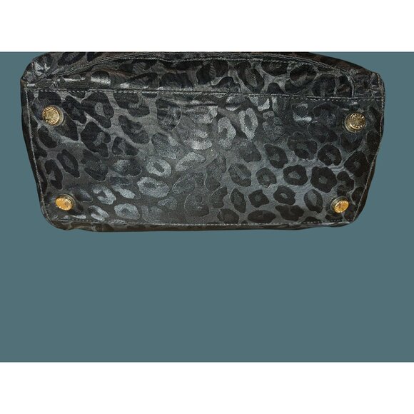 Michael Kors Kelsey Leopard Nylon Tote Shoulder Bag - Picture 5 of 16